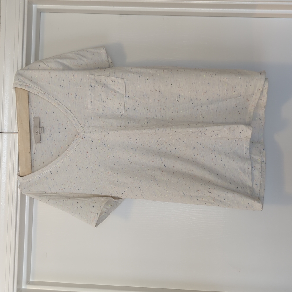 Loft Tee Speckled V-Neck, Size Medium